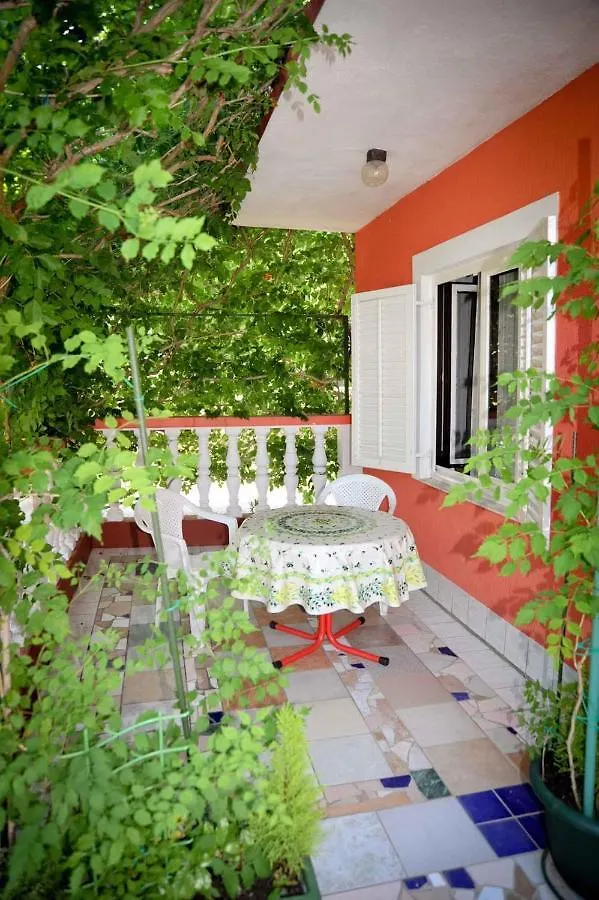Apartments In Lopar/Insel Rab 36282