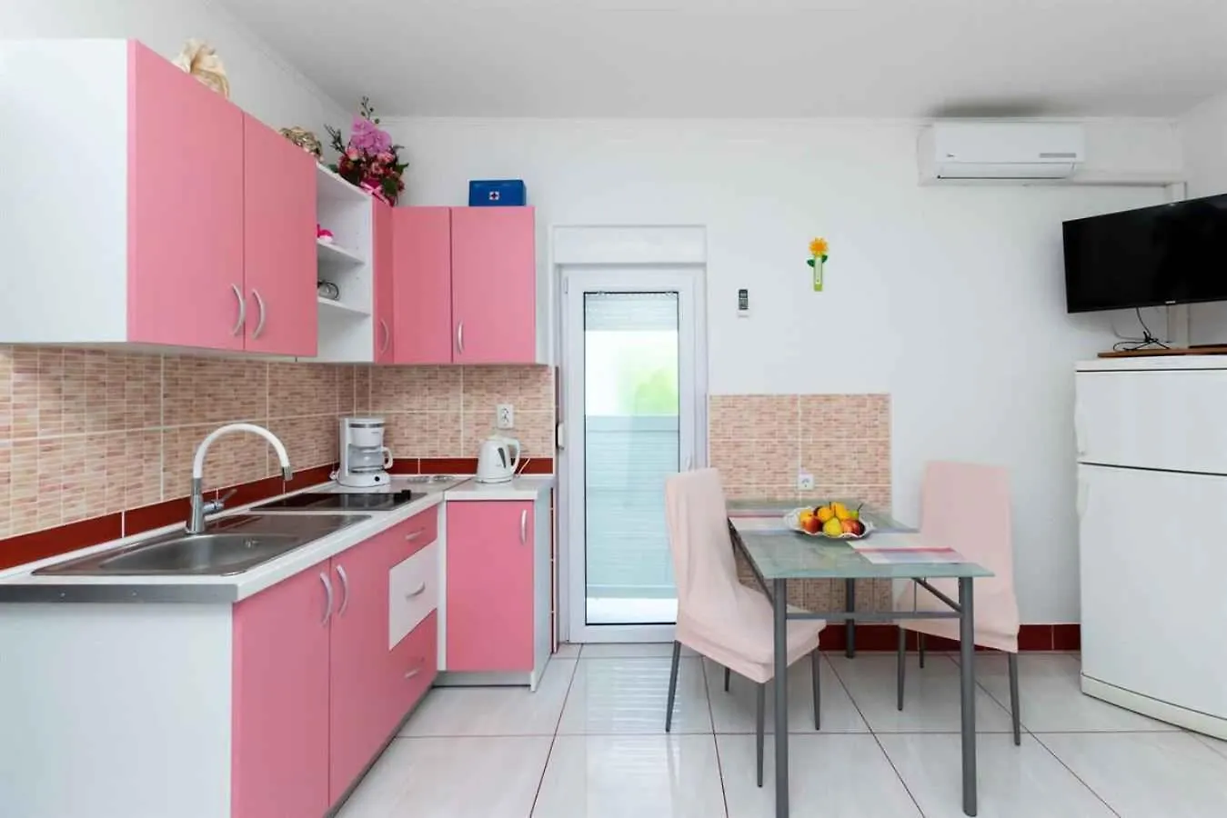 Apartments In Lopar/Insel Rab 36282 0*, Lopar