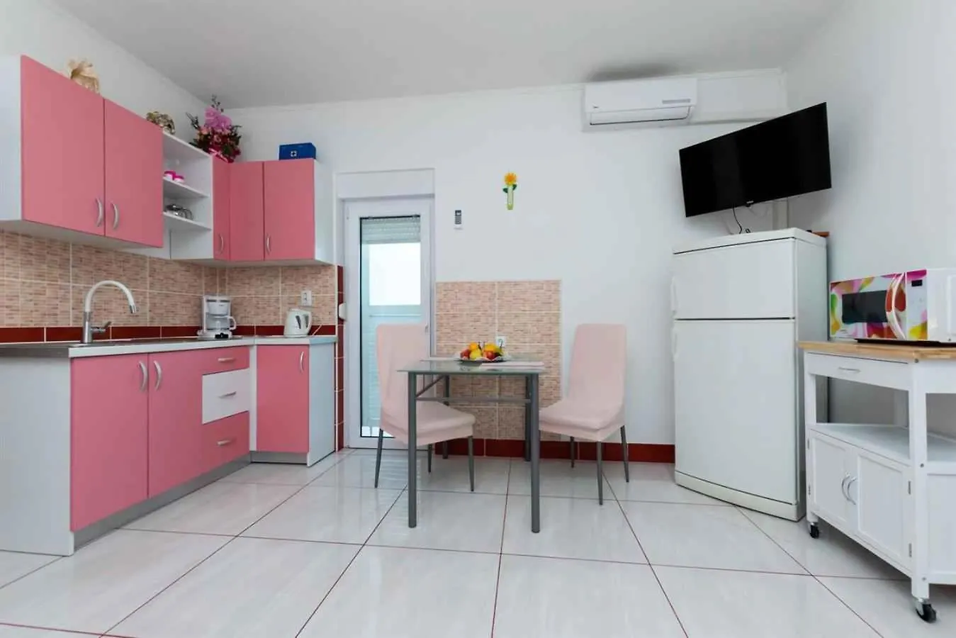 Apartments In Lopar/Insel Rab 36282  Lopar